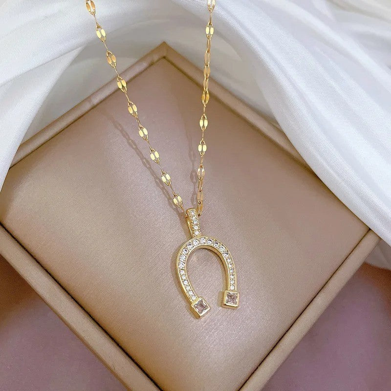 Lucky Horseshoe Pendant Necklace