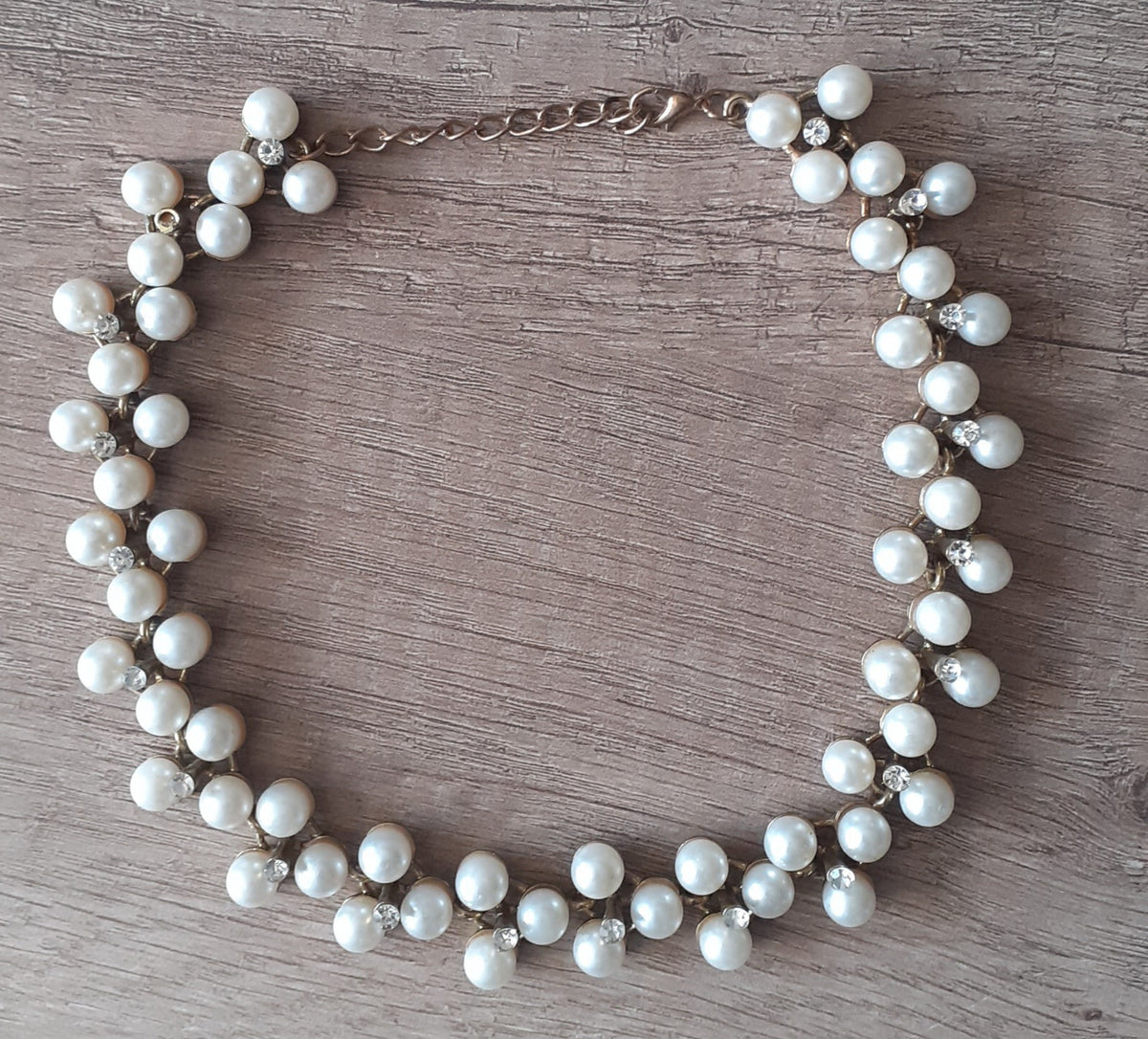 Elegant Gold Pearl Necklace